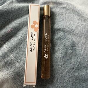 Marc Jacobs Daisy Love Travel Spray